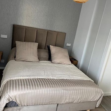 Superbe Appartement Tres Confortable เซร์ริส ภายนอก รูปภาพ